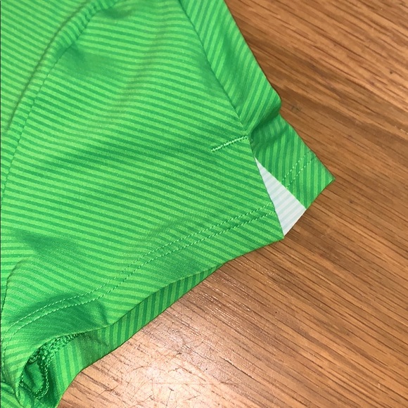 NIKE~Golf Tennis Polo Shirt~DriFit Wik Sports Wear - Picture 5 of 15